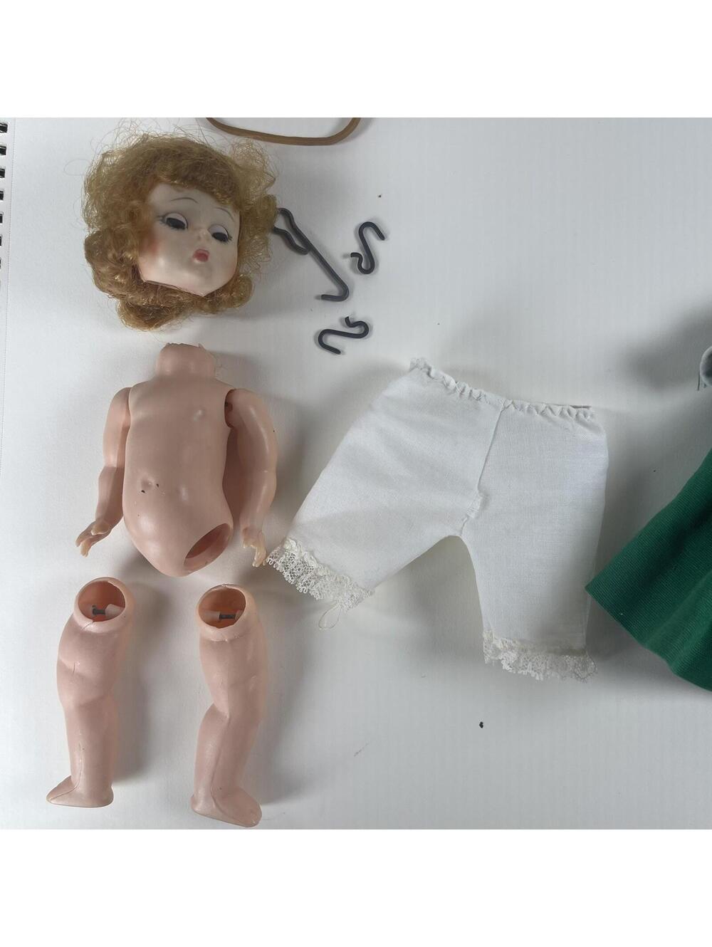 Vintage c1980 Madame Alexander Foreign Friends 8" “Ireland” Doll, for parts - Picture 3 of 8